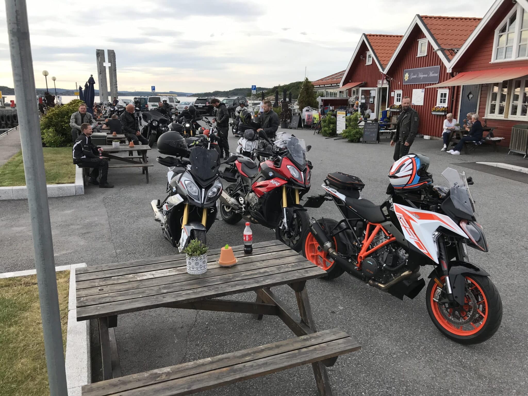 cf577ed55c22895475ad2fab49f9863bf9dae2e7